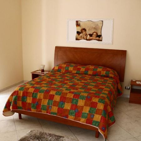 Casa Borbonica Apartment Napoli Ngoại thất bức ảnh