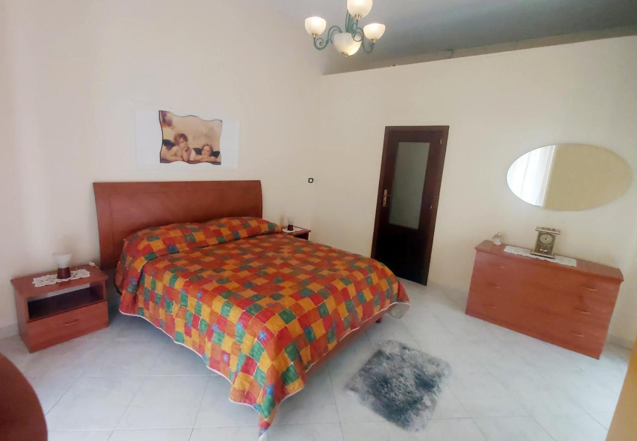 Casa Borbonica Apartment Napoli Ngoại thất bức ảnh